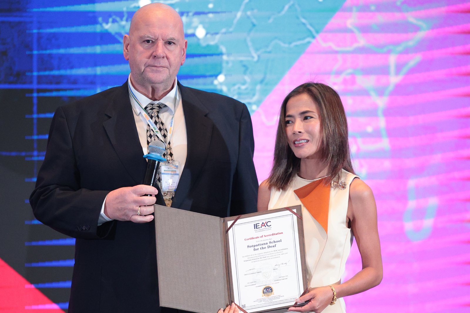 Excellence Award - IEAC